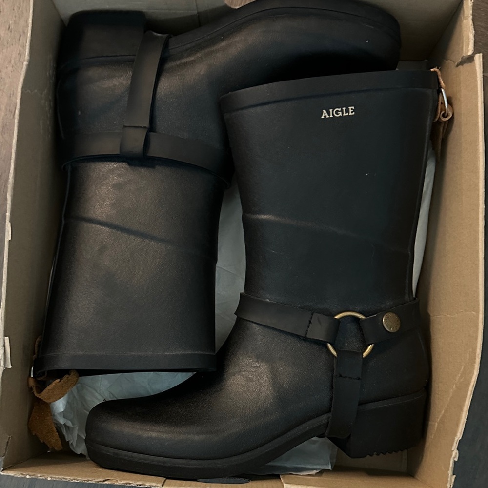 Aigle Black Rubber Harness Rain Boots